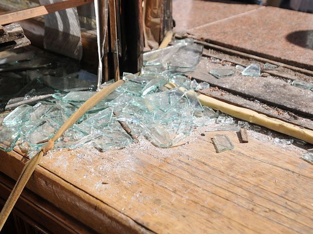 Міліція взялася за перевірку псування майна під час штурму Київради Міліція взялася за перевірку псування майна під час штурму Київради