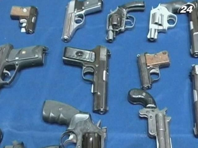 Полиция конфисковала крупнейшую в истории Нью-Йорка партию оружия