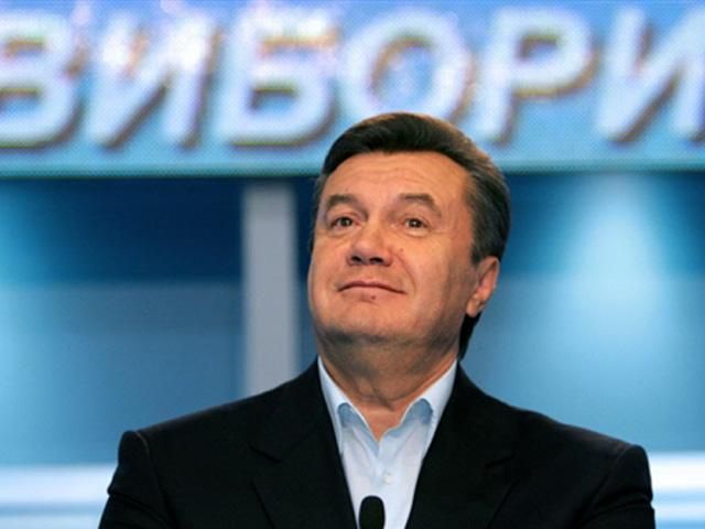 Перед Днем Незалежності Янукович поїде у Донецьк і Харків Перед Днем Незалежності Янукович поїде у Донецьк і Харків