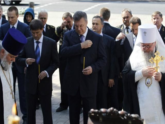 Как Янукович съездил на свою малую родину (Фотообзор)