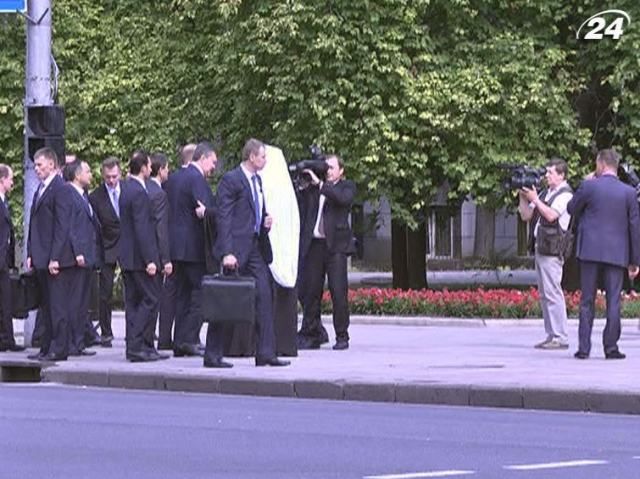 Донецк встретил Януковича пустыми дорогами Донецк встретил Януковича пустыми дорогами