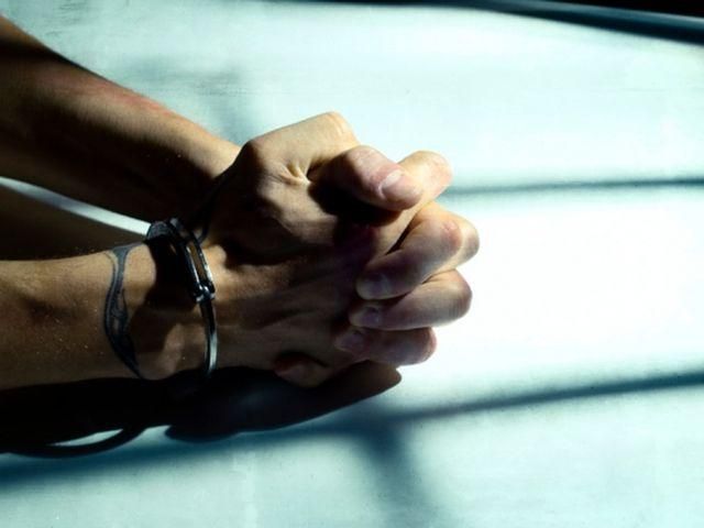 На Миколаївщині чоловік убив співмешканку, бо не хотів відпускати її на роботу На Миколаївщині чоловік убив співмешканку, бо не хотів відпускати її на роботу