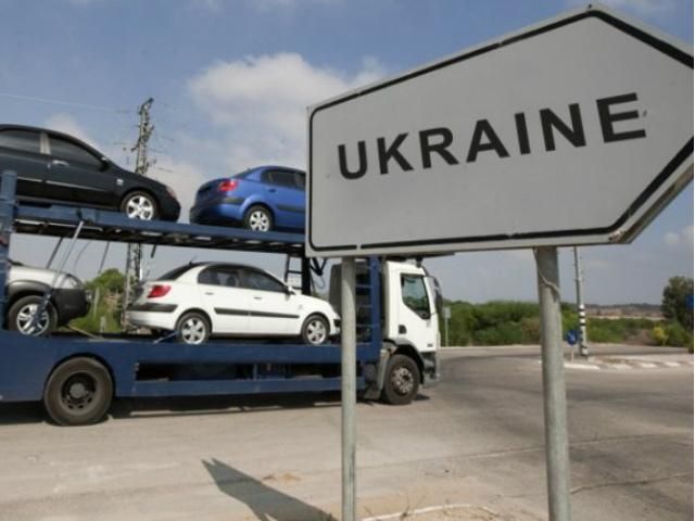 Спецпошлины на автомобили в Украине отменятся после подписания Соглашения с ЕС, - Кожара