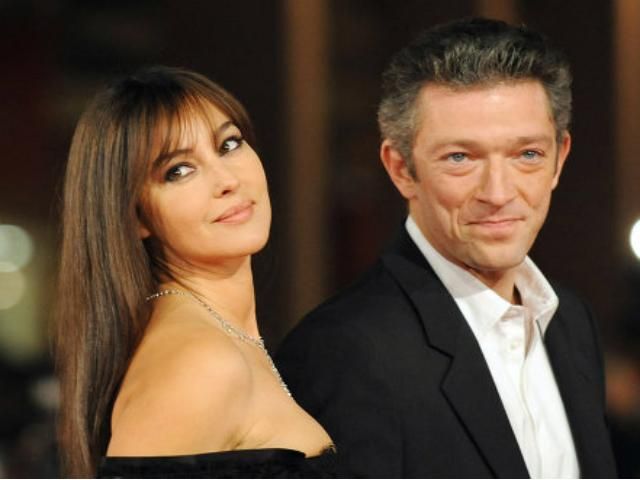 Моника Белуччи официально развелась с мужем Моника Белуччи официально развелась с мужем