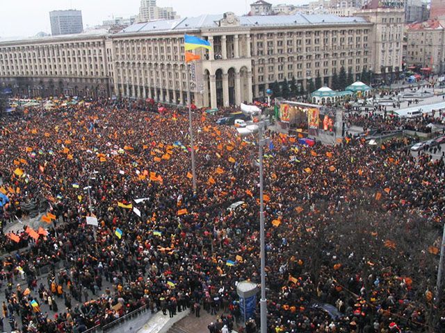 Найбільше вуличних акцій відбулося у 2010, найчисельніші у 2004