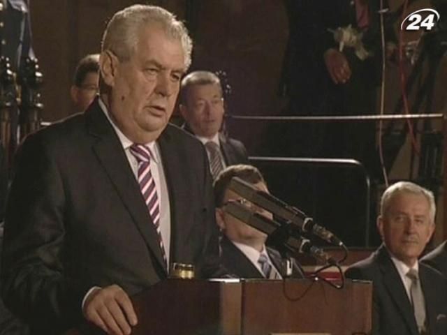Президент Чехії призначив дату дострокових виборів