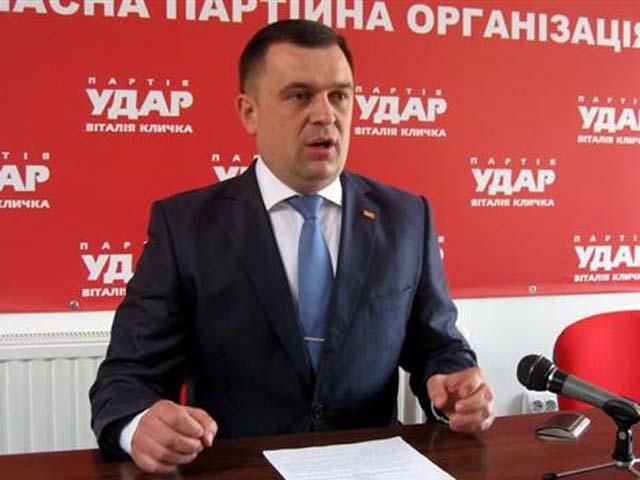 Украина нуждается в новой элите, ее будет формировать активная молодежь, - УДАРовец Украина нуждается в новой элите, ее будет формировать активная молодежь, - УДАРовец