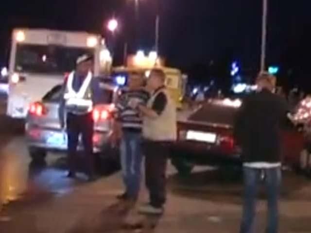 У Києві Lexus на швидкості врізався в автобус з пасажирами У Києві Lexus на швидкості врізався в автобус з пасажирами