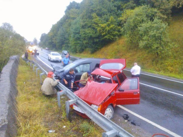 Авария на Закарпатье унесла две жизни, еще двое людей - травмированы Авария на Закарпатье унесла две жизни, еще двое людей - травмированы
