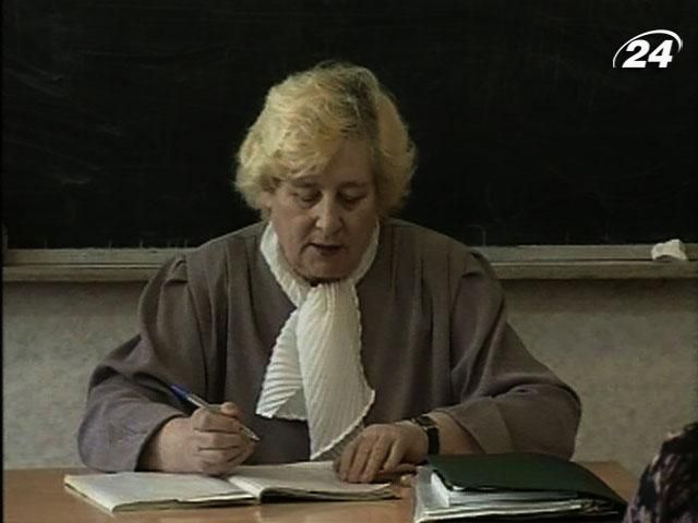 43% преподавателей получают меньше средней зарплаты, - опрос 43% преподавателей получают меньше средней зарплаты, - опрос