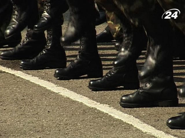 В Украине более 58% солдат служат по контракту, - Лебедев В Украине более 58% солдат служат по контракту, - Лебедев