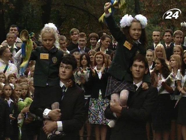 В этом году за школьные парты сядут более 4 млн школьников В этом году за школьные парты сядут более 4 млн школьников