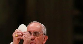 Папа призывает помолиться за мир в Сирии