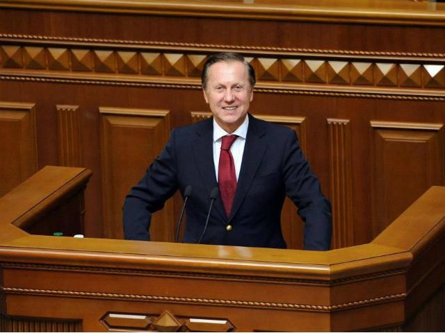 Регионал предлагает открывать заседание Рады молитвой Регионал предлагает открывать заседание Рады молитвой