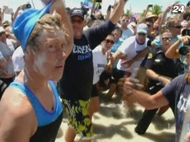 64-летняя бабушка проплыла 177 километров от Кубы до США