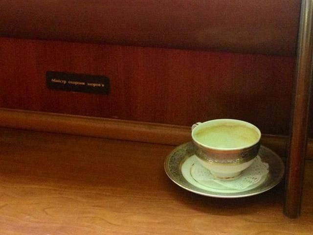 Поки Янукович виступав у Раді, Богатирьову пригощали кавою Поки Янукович виступав у Раді, Богатирьову пригощали кавою