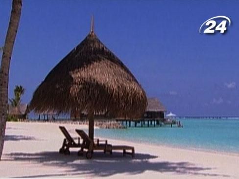 Отель Reethi Rah: Для каждого клиента - свой пляж Отель Reethi Rah: Для каждого клиента - свой пляж