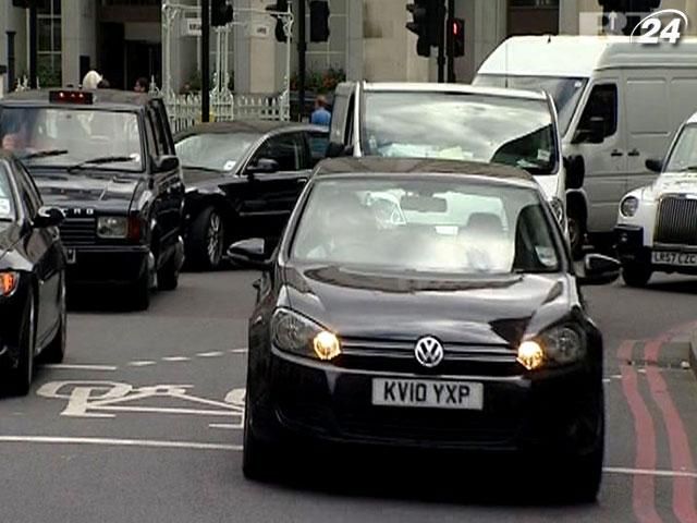 Евросоюз планирует ограничить максимальную скорость движения автотранспорта Евросоюз планирует ограничить максимальную скорость движения автотранспорта