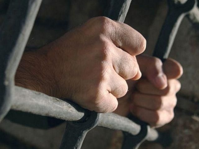 За вбивство коханої і двох дітей чоловіка з Хмельницького засудили довічно За вбивство коханої і двох дітей чоловіка з Хмельницького засудили довічно