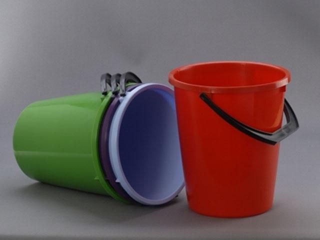 Подозреваемого во взяточничестве китайца утопили в ведре Подозреваемого во взяточничестве китайца утопили в ведре