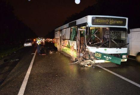 В Харькове в ДТП попал автобус с пассажирами