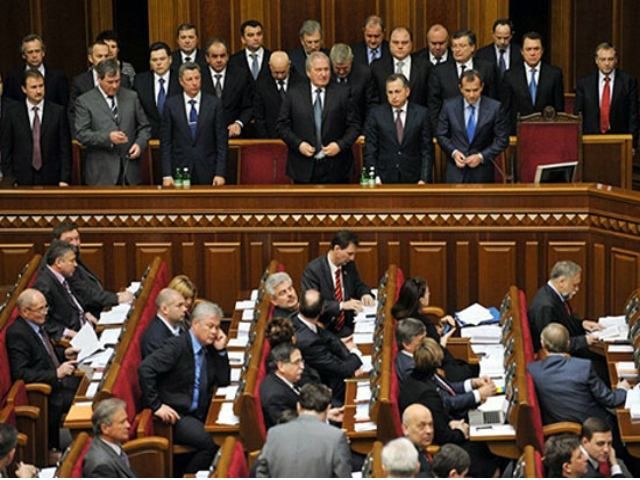 Завтра правительство отчитается о торговой войне с Россией Завтра правительство отчитается о торговой войне с Россией