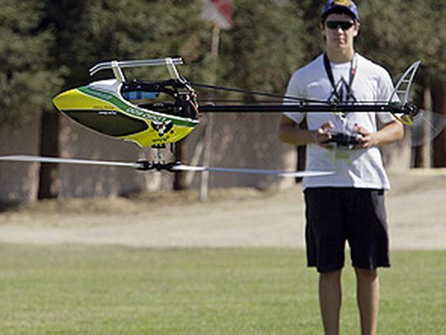 У Нью-Йорку іграшковий вертоліт вбив підлітка У Нью-Йорку іграшковий вертоліт вбив підлітка