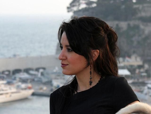 Абдуллина обратилась в МВД в связи с нападением на нее Абдуллина обратилась в МВД в связи с нападением на нее