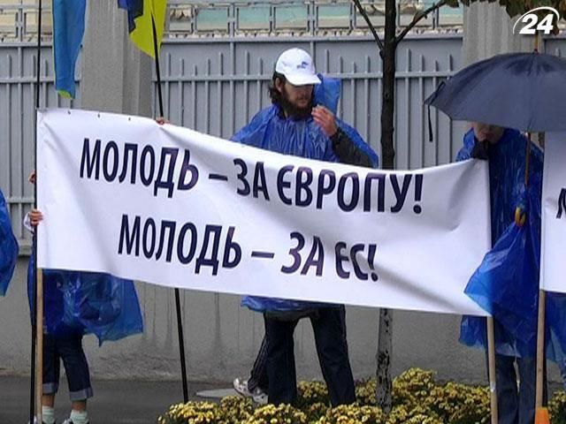 Итоги недели: Партия регионов резко повернула в Евросоюз Итоги недели: Партия регионов резко повернула в Евросоюз