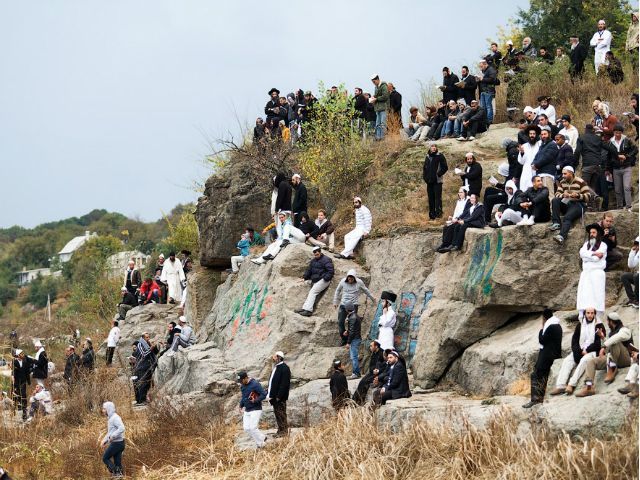 Хасиды начали покидать Украину Хасиды начали покидать Украину