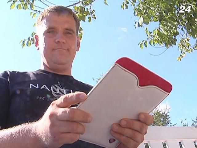 Кримчанин Євген Сердюк став переможцем акції від телеканалу "24" Кримчанин Євген Сердюк став переможцем акції від телеканалу "24"