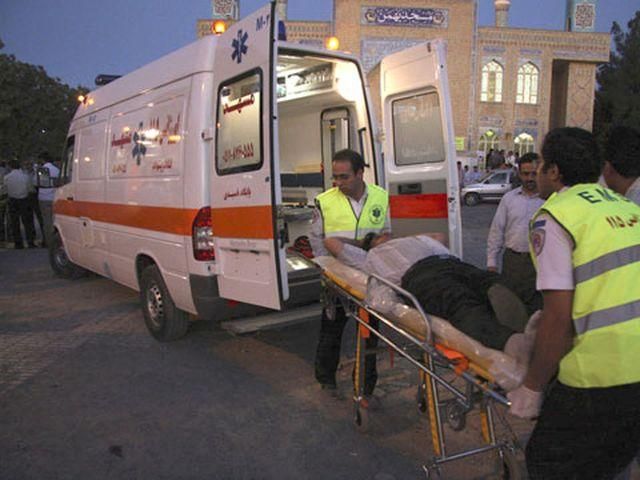 В Ірані аварія двох автобусів забрала життя майже півсотні людей В Ірані аварія двох автобусів забрала життя майже півсотні людей