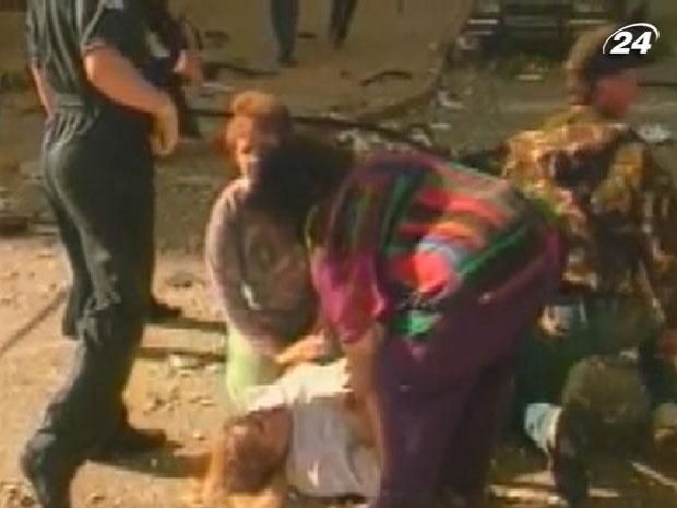 Теракт в Оклахома-Сити: сотни жертв от рук "одного из своих" Теракт в Оклахома-Сити: сотни жертв от рук "одного из своих"