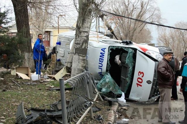 Працівник СБУ, що на своєму авто зіткнувся зі "швидкою", залишився на волі