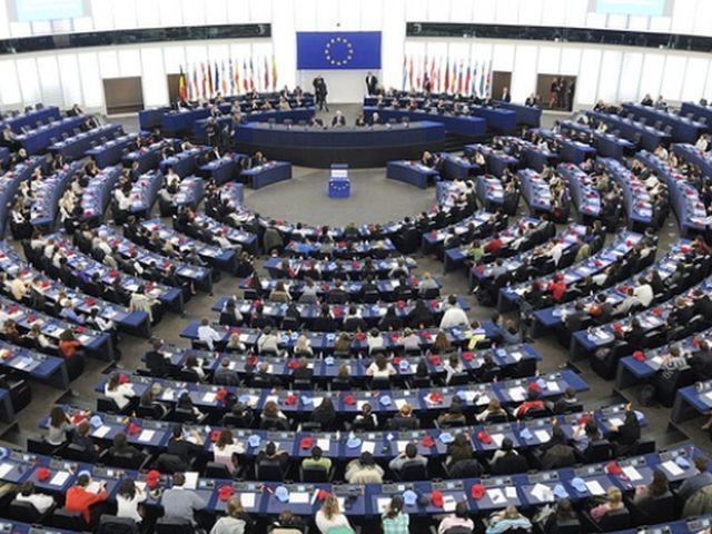 У Європарламенті сьогодні голосуватимуть за резолюцію про тиск Росії У Європарламенті сьогодні голосуватимуть за резолюцію про тиск Росії
