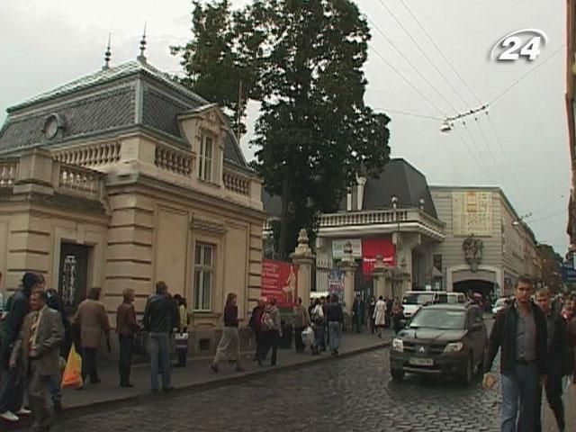 Сьогодні в рамках Форуму видавців стартує книжковий ярмарок