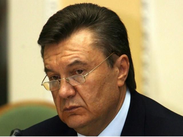 Янукович висловив співчуття Путіну у зв'язку із страшною пожежею 