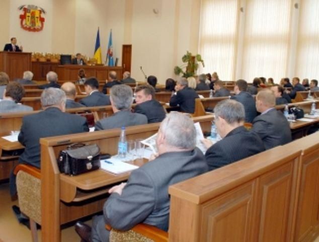 В Луганске депутата горсовета избил бывший водитель В Луганске депутата горсовета избил бывший водитель