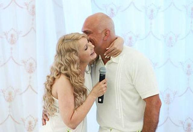 Тимошенки святкують 34 роки спільного життя (Фото) Тимошенки святкують 34 роки спільного життя (Фото)