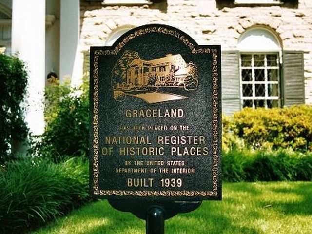 Маєток Елвіса Преслі назвали найкультовішою пам'яткою США Маєток Елвіса Преслі назвали найкультовішою пам'яткою США