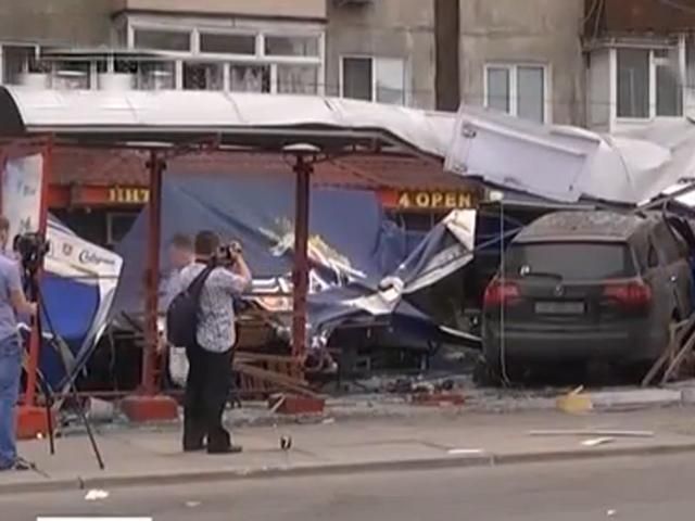 На Луганщині "мажора", який переїхав 4 людей, випустили у залі суду На Луганщині "мажора", який переїхав 4 людей, випустили у залі суду