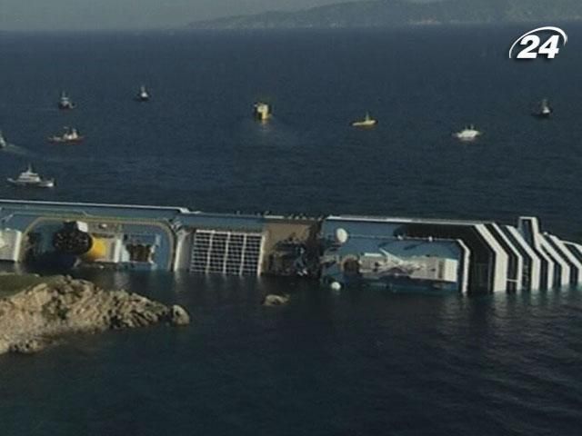 В Италии поднимают затонувший лайнер Costa Concordia В Италии поднимают затонувший лайнер Costa Concordia