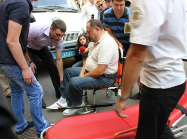 ГПУ хочет допросить американских родственников Мельника ГПУ хочет допросить американских родственников Мельника