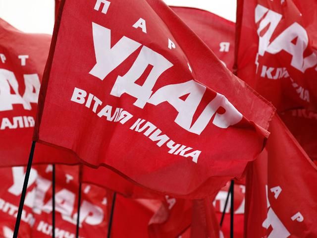 У столиці розгромили громадську приймальню опозиціонера У столиці розгромили громадську приймальню опозиціонера