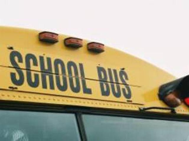 Трагедія у Колумбії: зірвався з кручі шкільний автобус, є загиблі Трагедія у Колумбії: зірвався з кручі шкільний автобус, є загиблі