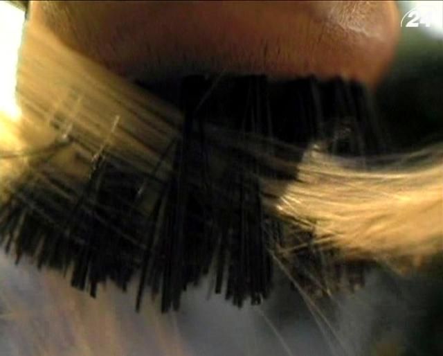 Как из натуральных компонентов делают щетку для волос