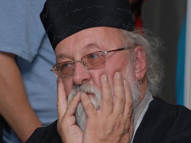 На Луганщине священник посоветовал регионалам не показываться в его церкви На Луганщине священник посоветовал регионалам не показываться в его церкви