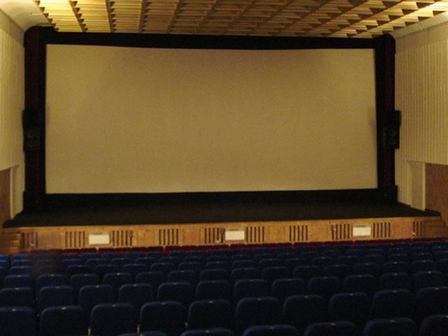 В Запоріжжі на директорку кінотеатру напали. Імовірно, це замах В Запоріжжі на директорку кінотеатру напали. Імовірно, це замах