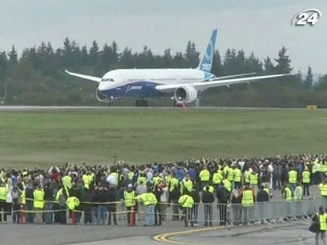 Boeing успішно випробував нову модель літака Dreamliner