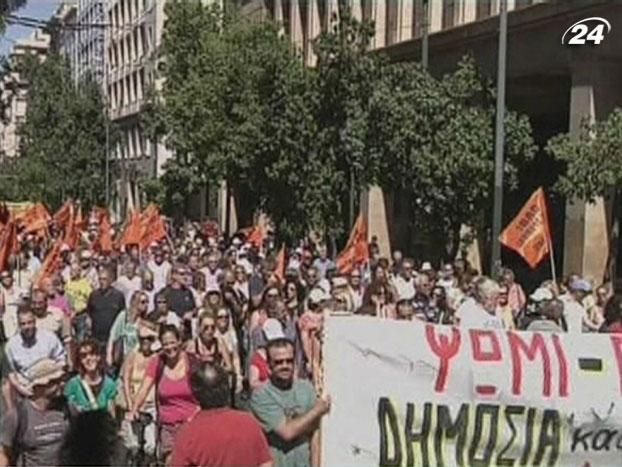 Греки всех профессий протестуют против массовых увольнений